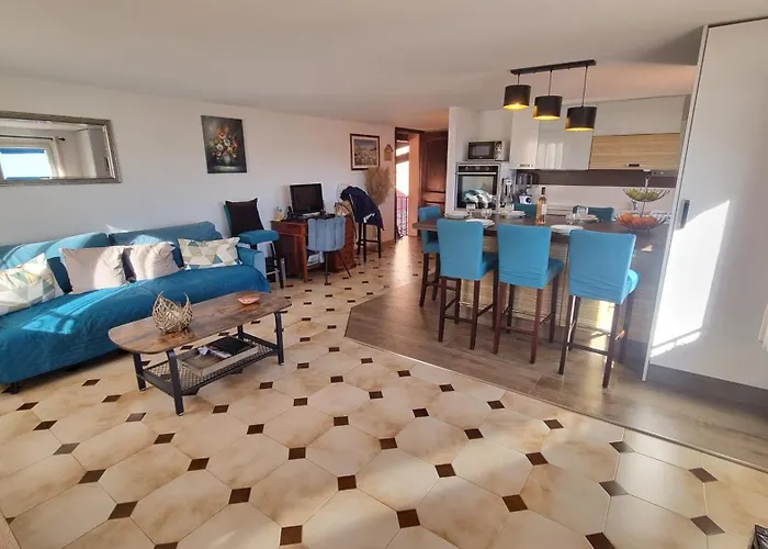Apartamento Face A La